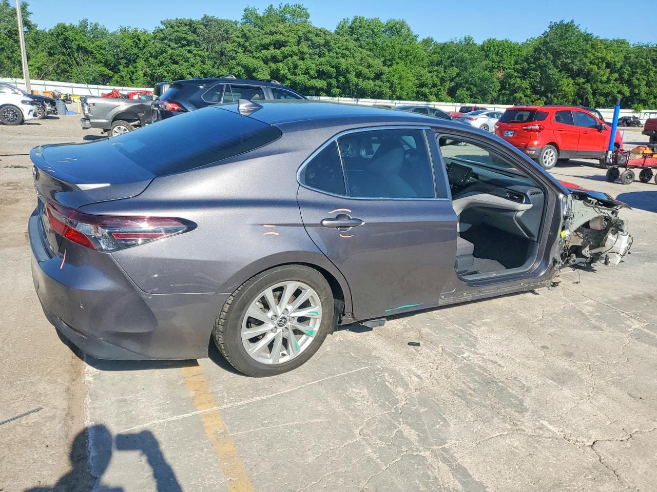 2023 Toyota Camry Le - foto 3