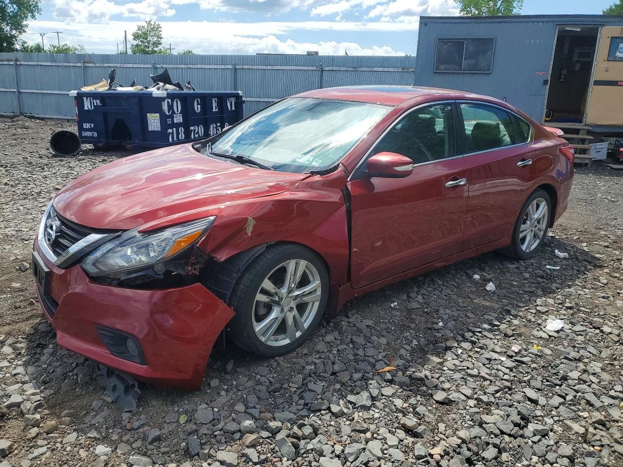 Nissan Altima 2017 z USA