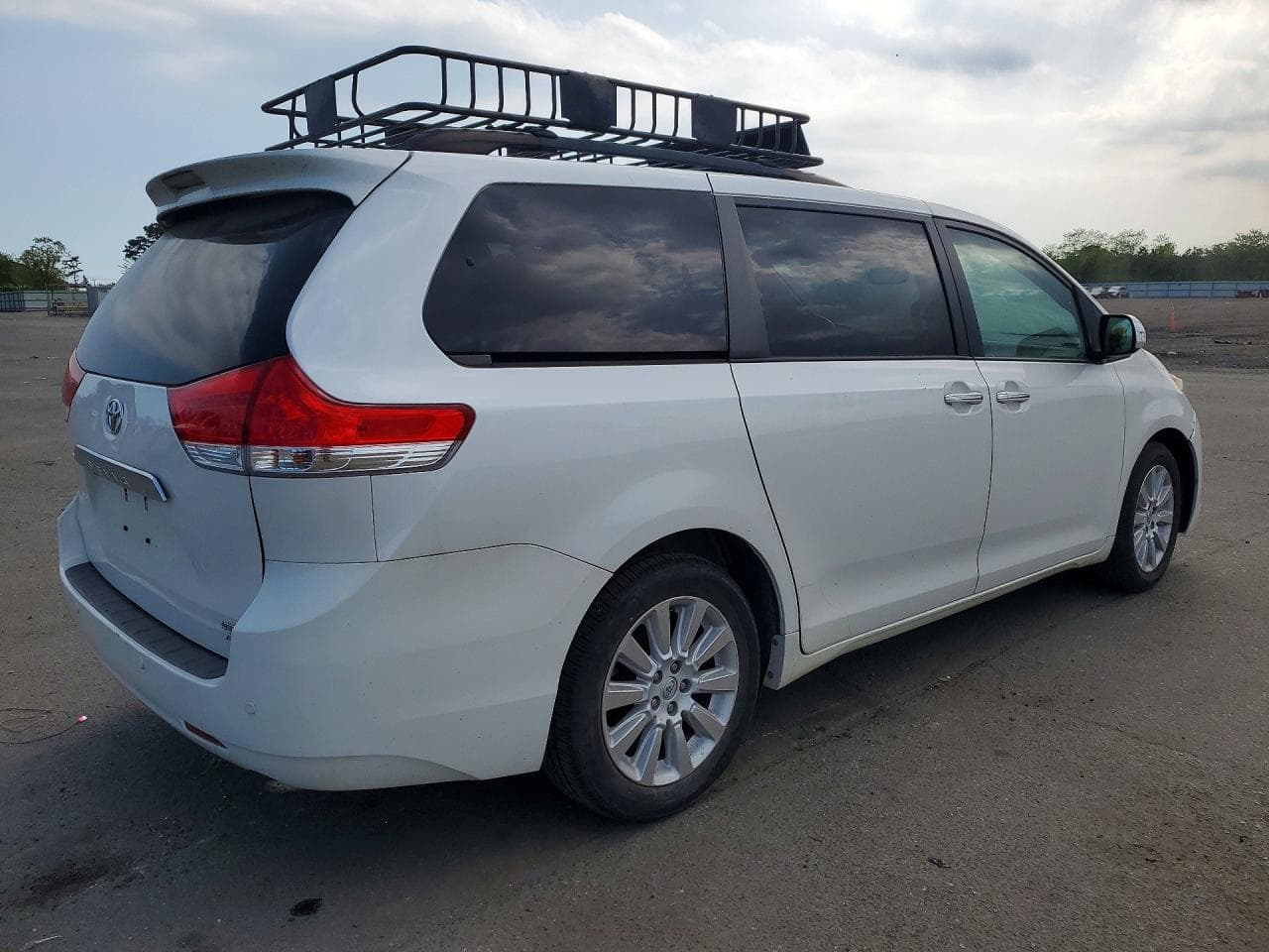 2013 Toyota Sienna Limited 7-Passenger - foto 3