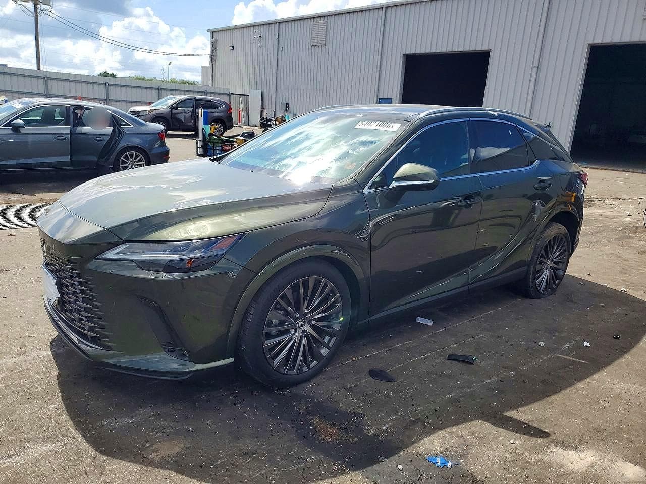 Lexus RX 2023 z USA