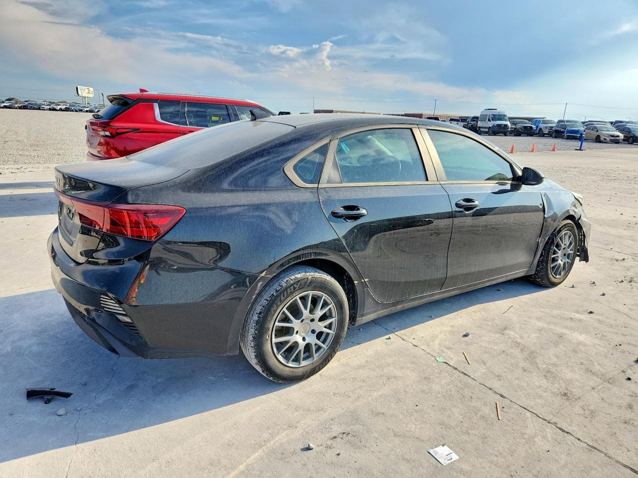 2022 Kia Forte Fe - foto 3