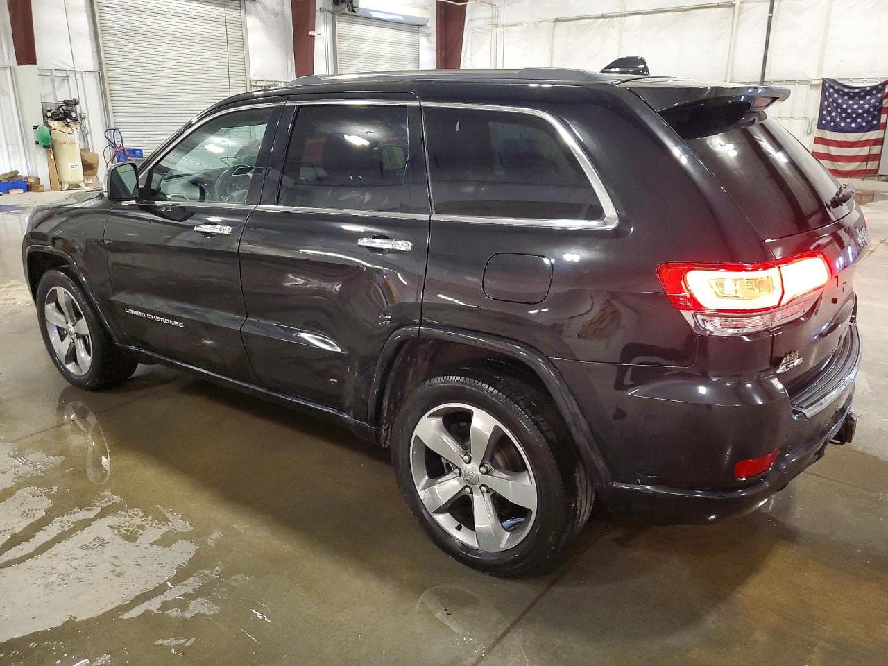 2014 Jeep Grand Cherokee Overland - foto 2