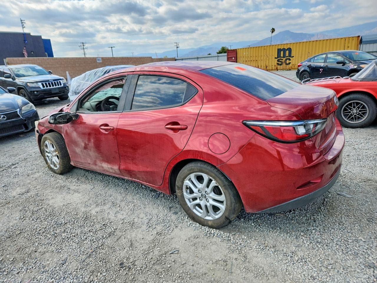 2016 Scion Ia Base - foto 2