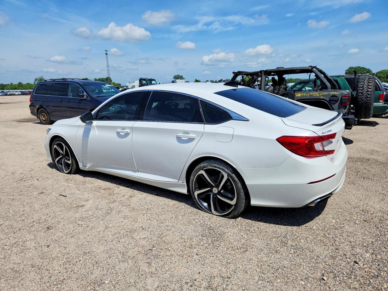 2021 Honda Accord Sport - foto 2