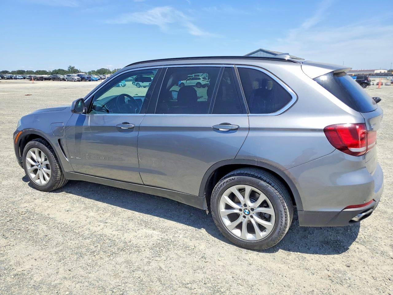 2016 BMW X5 Xdr40E - foto 2