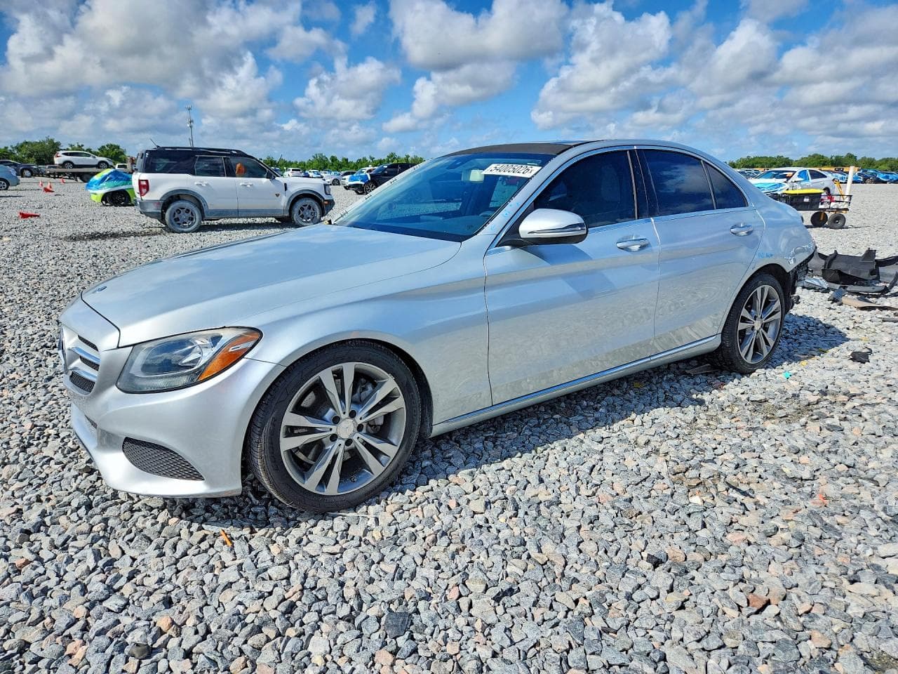 Mercedes-Benz C-klasse 2017 z USA