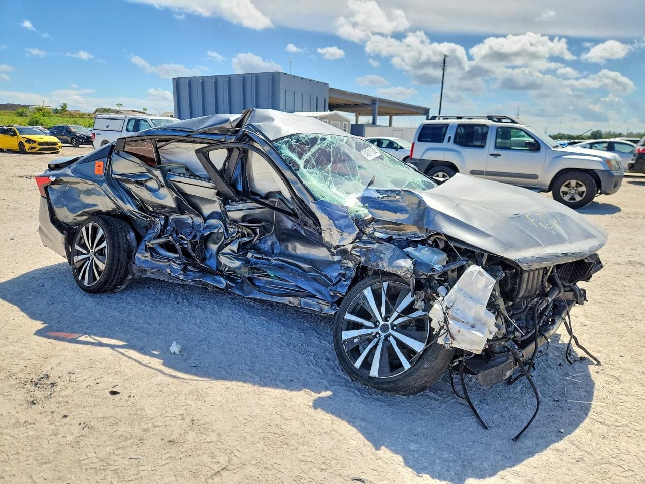 2020 Nissan Altima Sr - foto 4