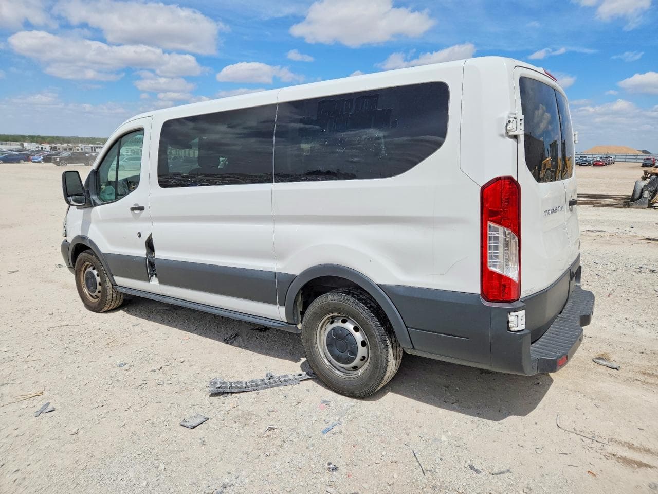 2016 Ford Transit T-150 - foto 2