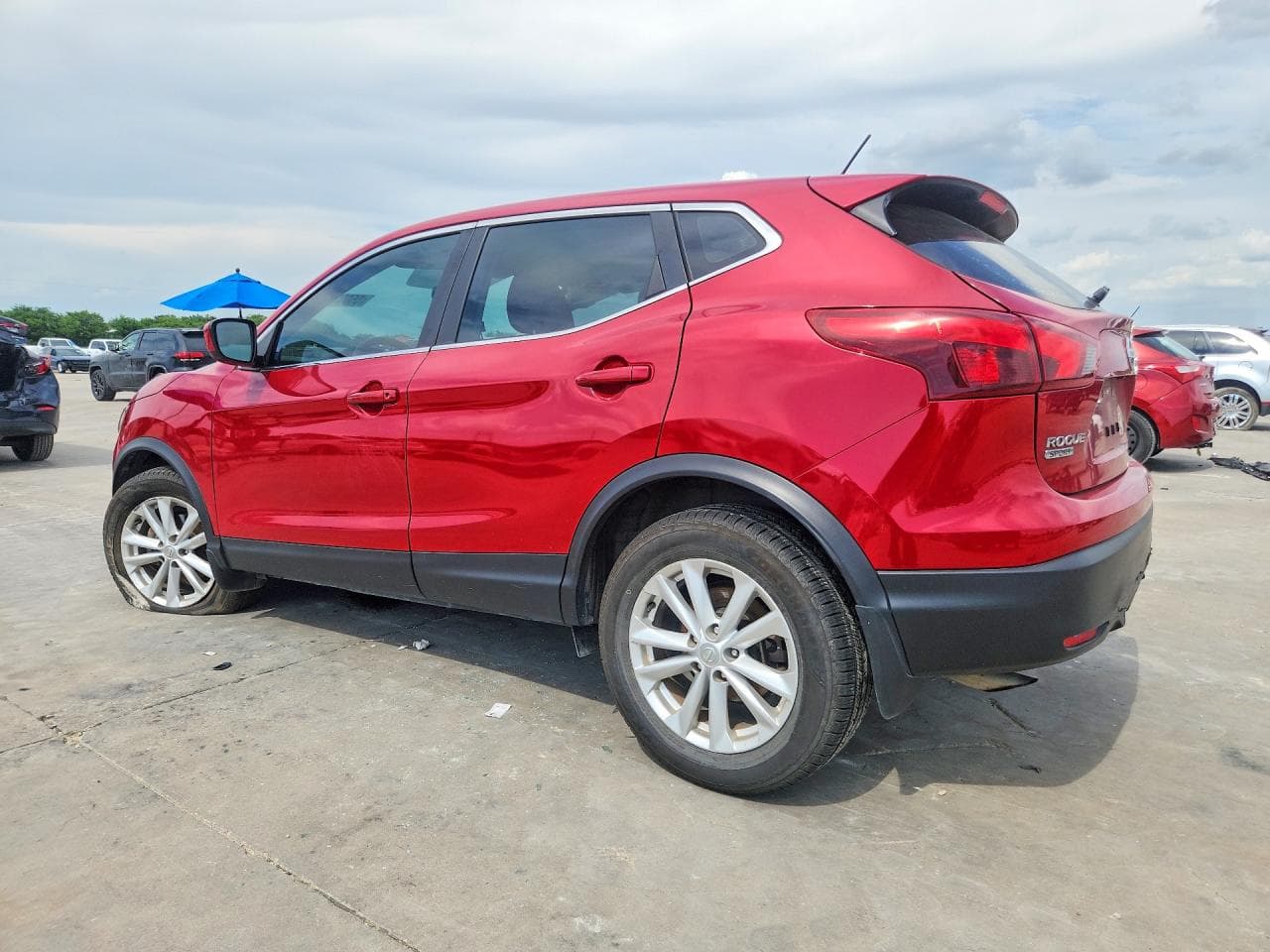 2017 Nissan Rogue Sport S - foto 2