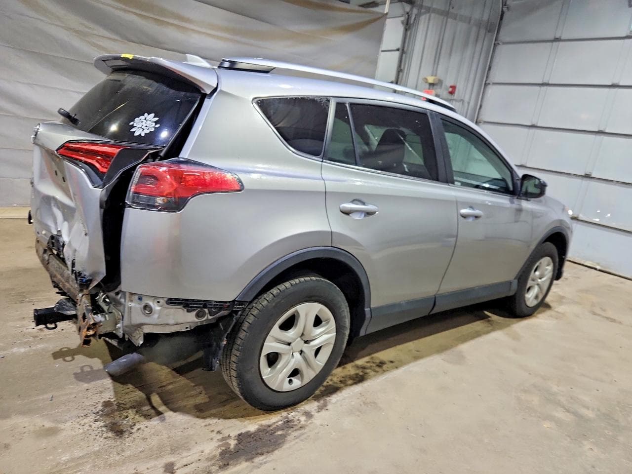 2017 Toyota Rav4 Le - foto 3