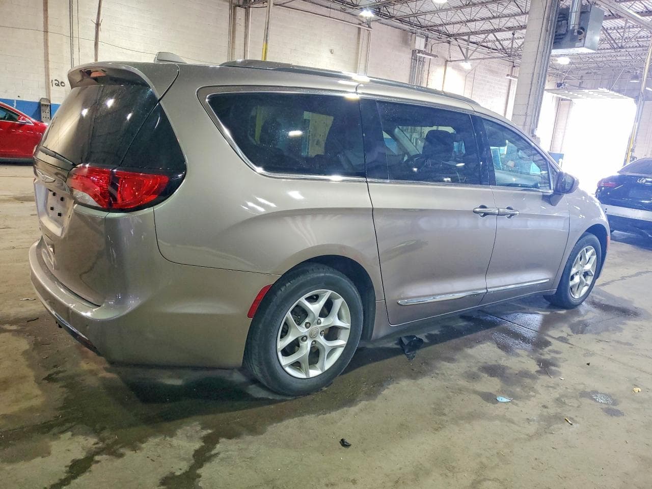 2017 Chrysler Pacifica Touring L Plus - foto 3