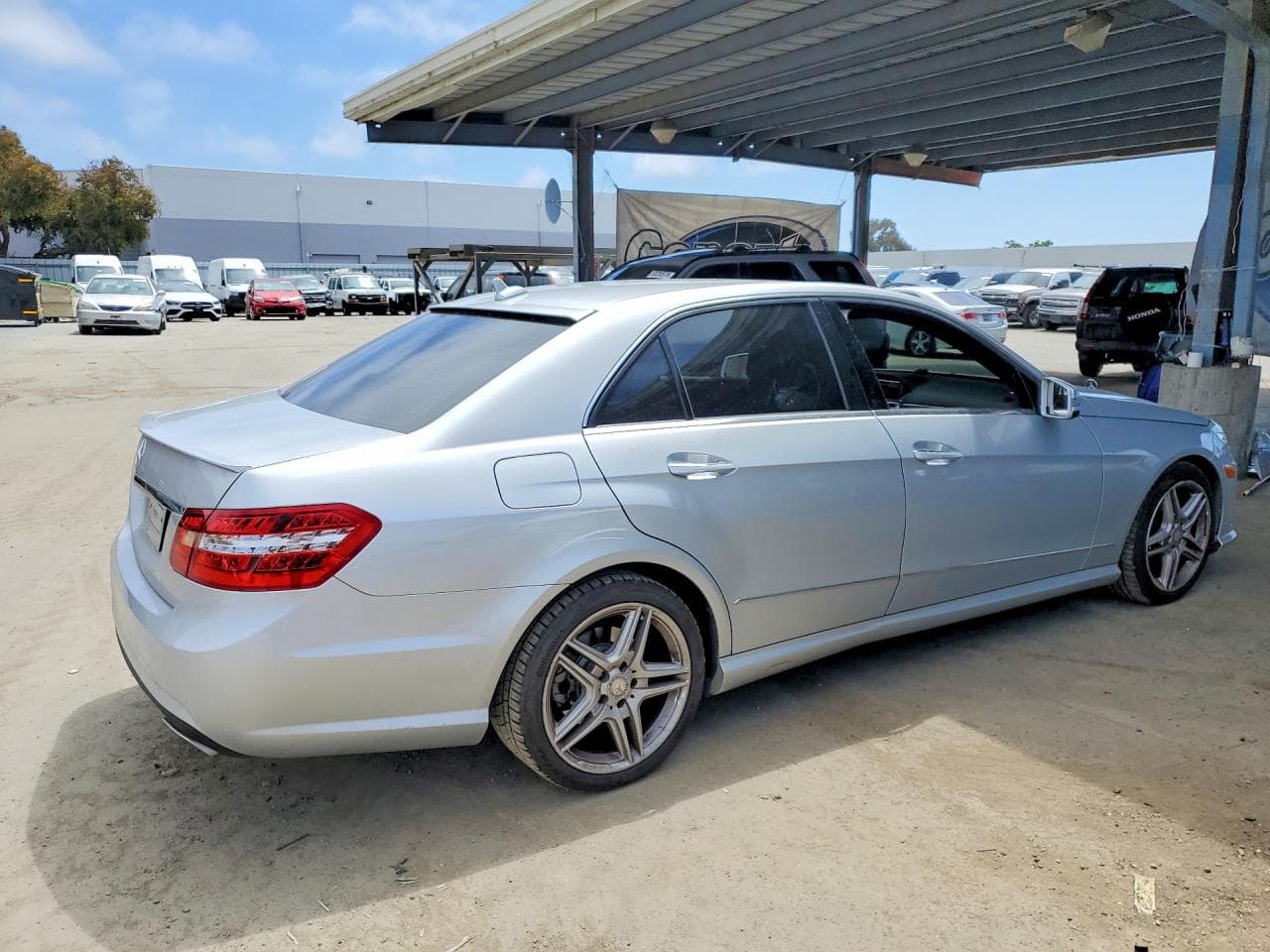 2011 Mercedes-Benz E 350 - foto 3