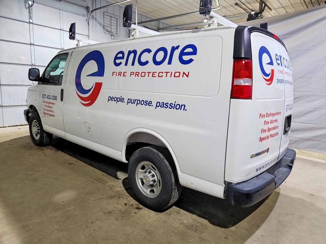 2025 Chevrolet Express G2500 - foto 2