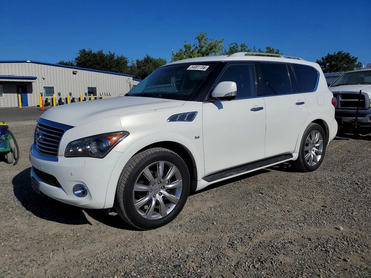 Infiniti QX80 2014 z USA
