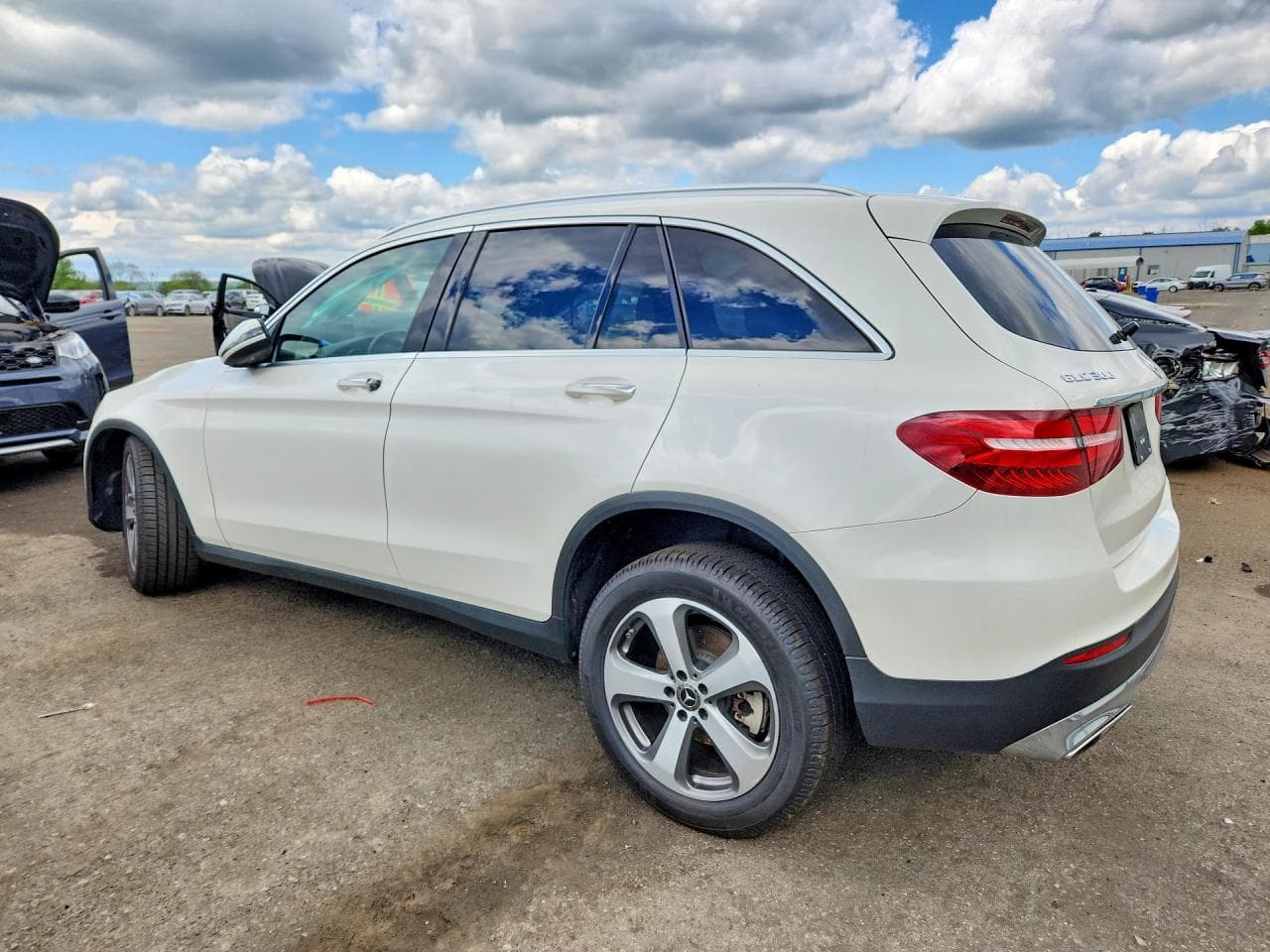 2019 Mercedes-Benz Glc 300 4Matic - foto 2