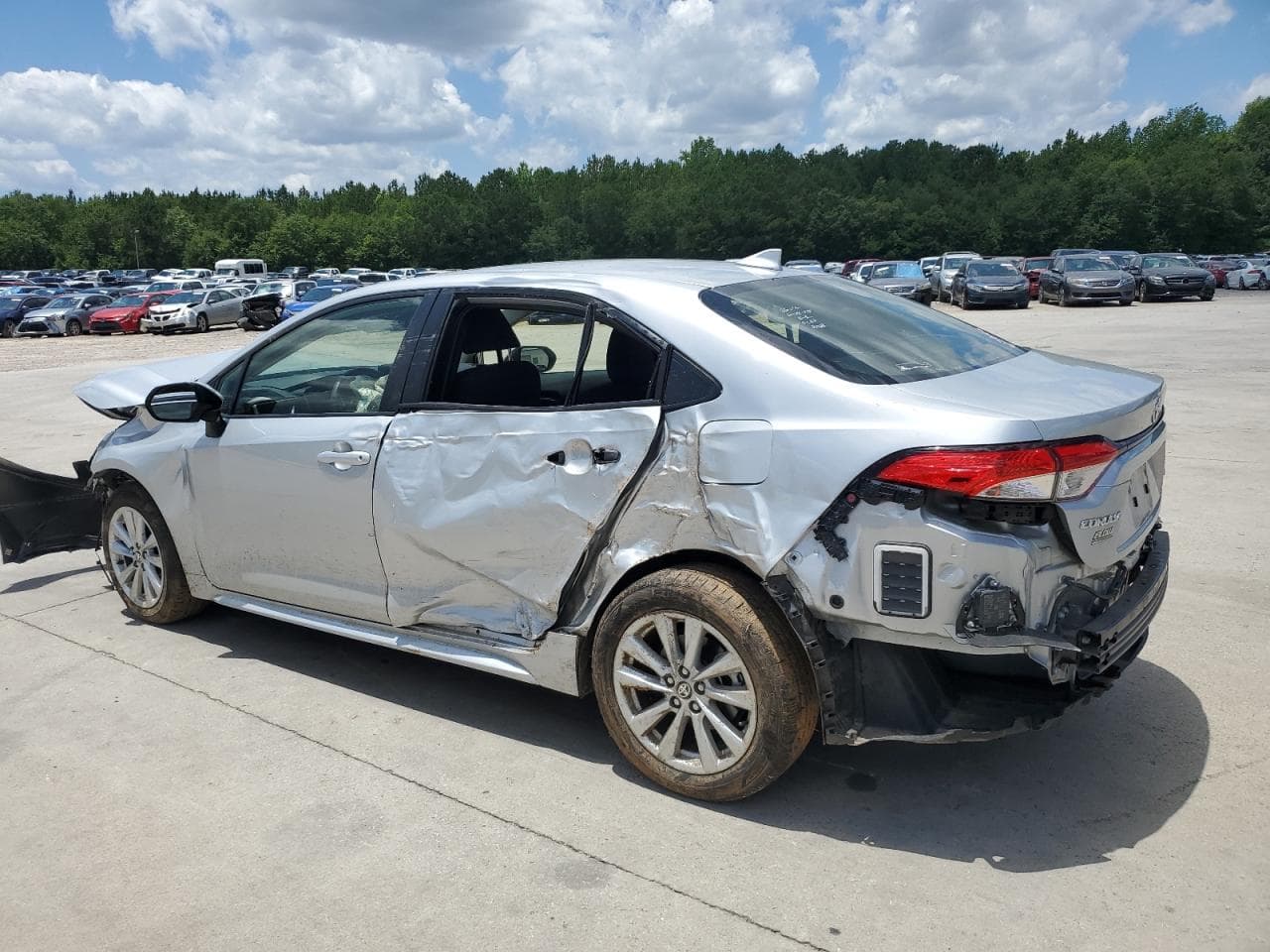 2023 Toyota Corolla Le - foto 2