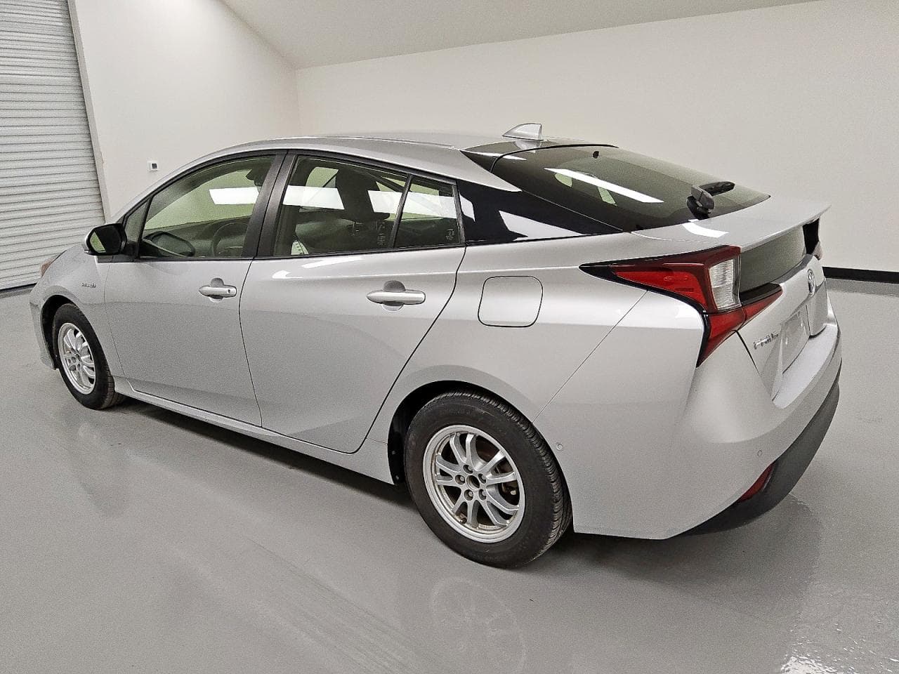 2021 Toyota Prius Special Edition - foto 2