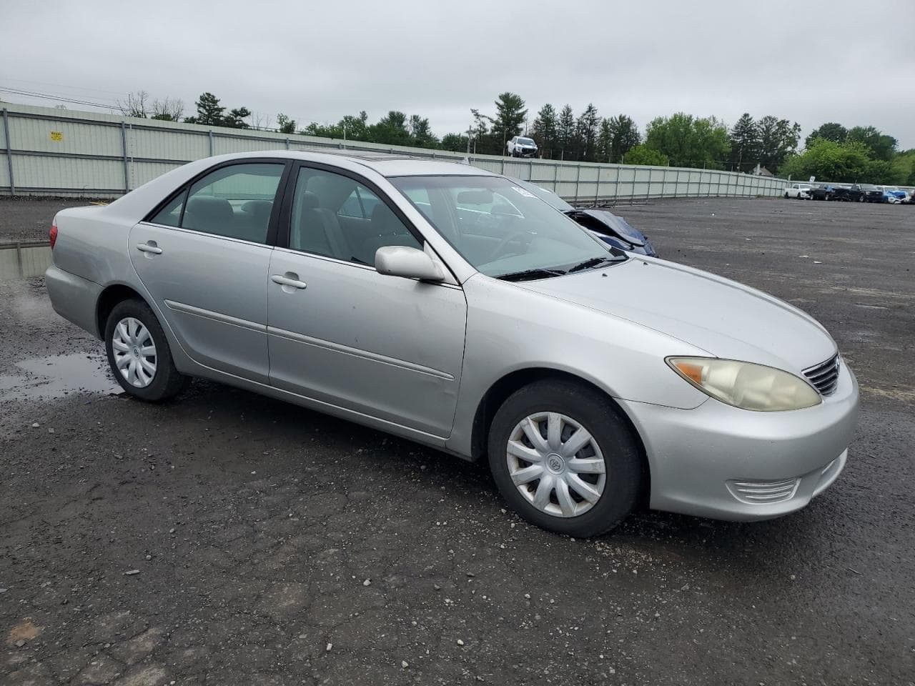 2005 Toyota Camry Le - foto 4