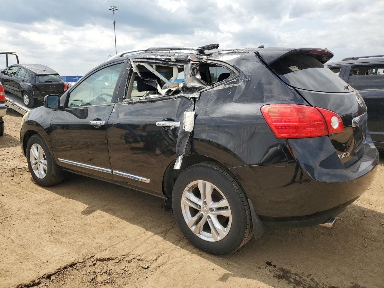 2012 Nissan Rogue S - foto 2