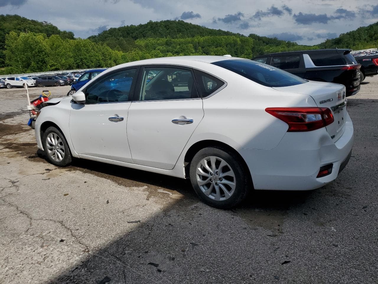 2019 Nissan Sentra S - foto 2