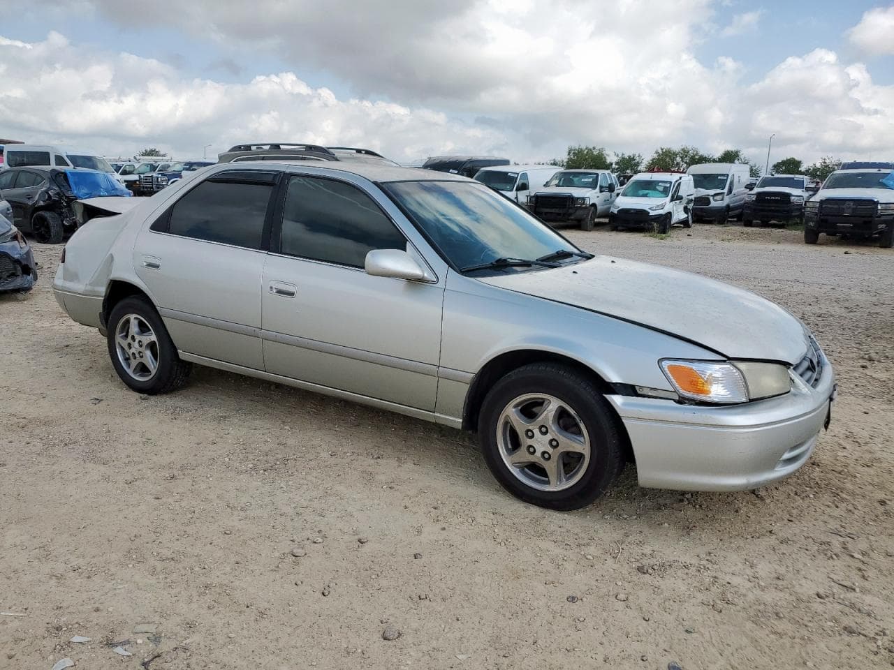 2000 Toyota Camry Ce - foto 4