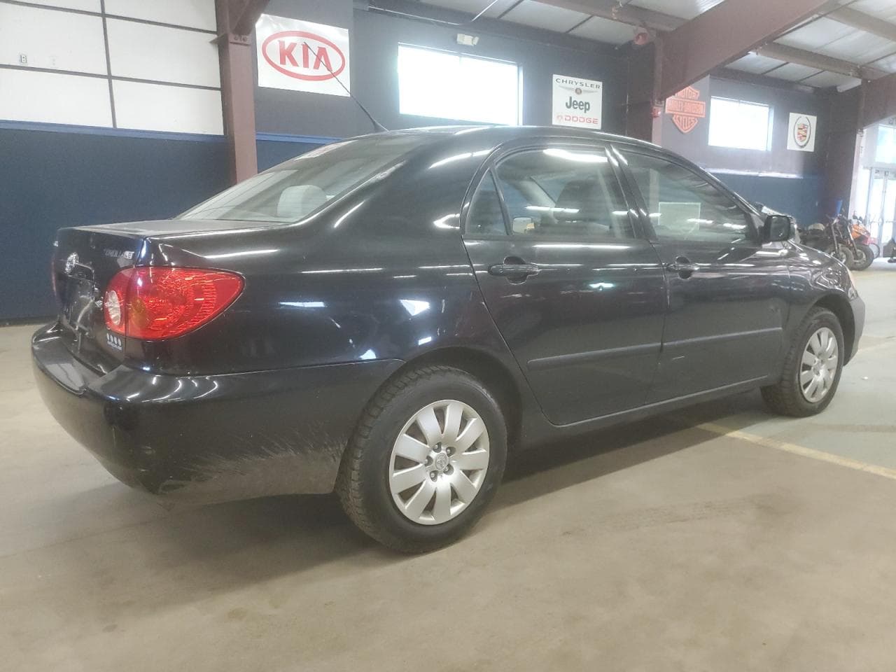 2004 Toyota Corolla Ce - foto 3