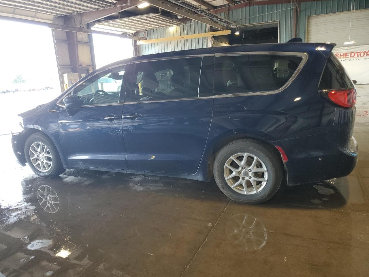 2020 Chrysler Pacifica Touring - foto 2