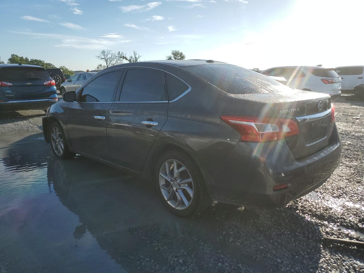 2015 Nissan Sentra S - foto 2