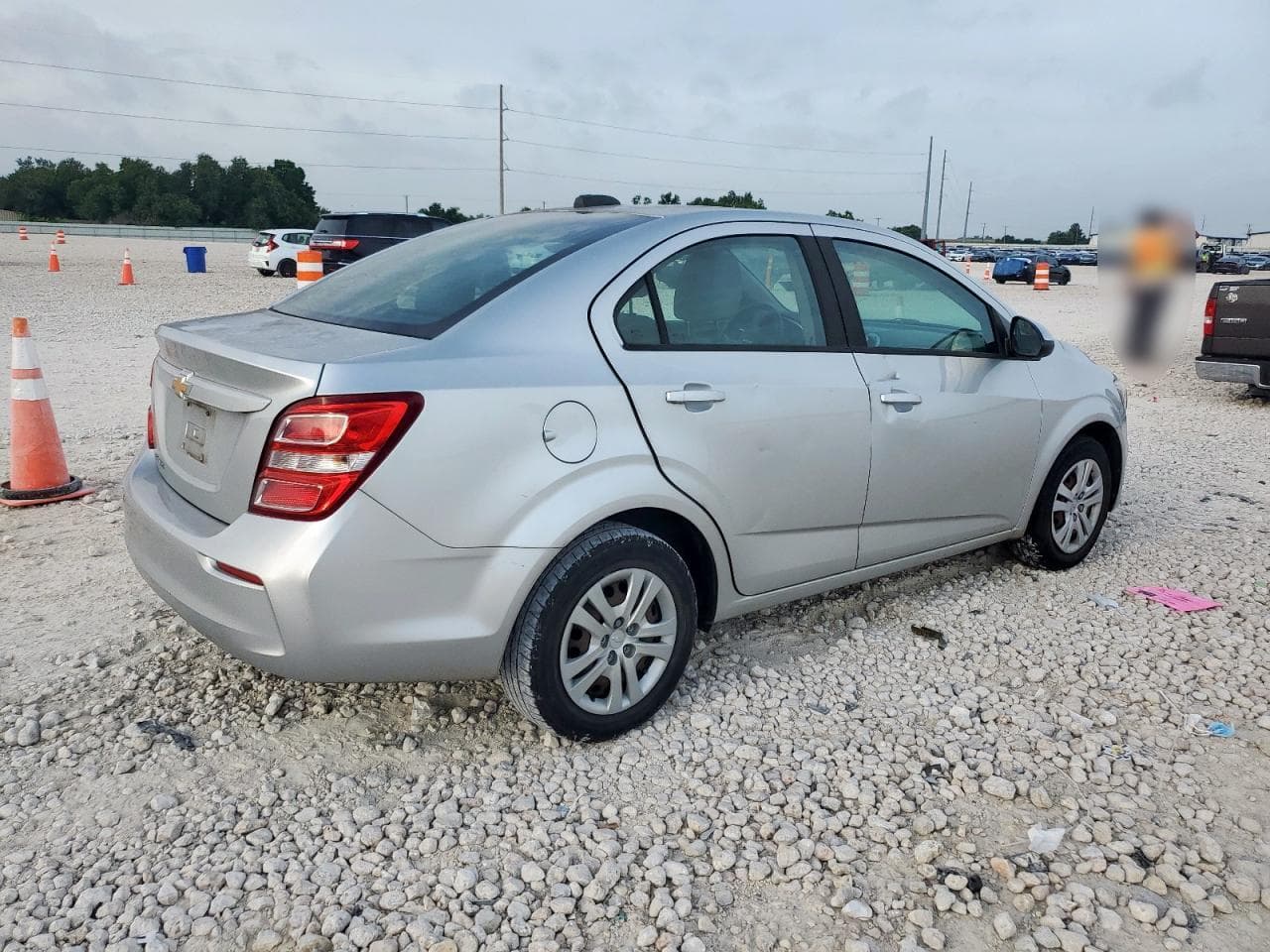 2017 Chevrolet Sonic Ls - foto 3