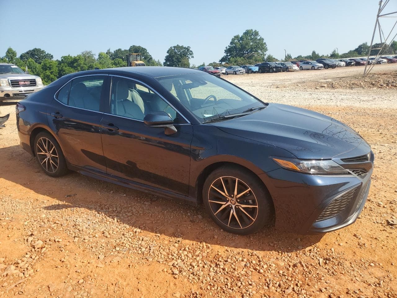 2021 Toyota Camry Se - foto 4