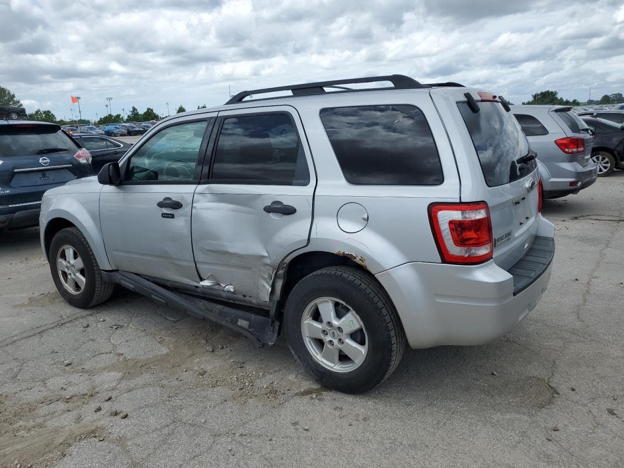 2012 Ford Escape Xlt - foto 2