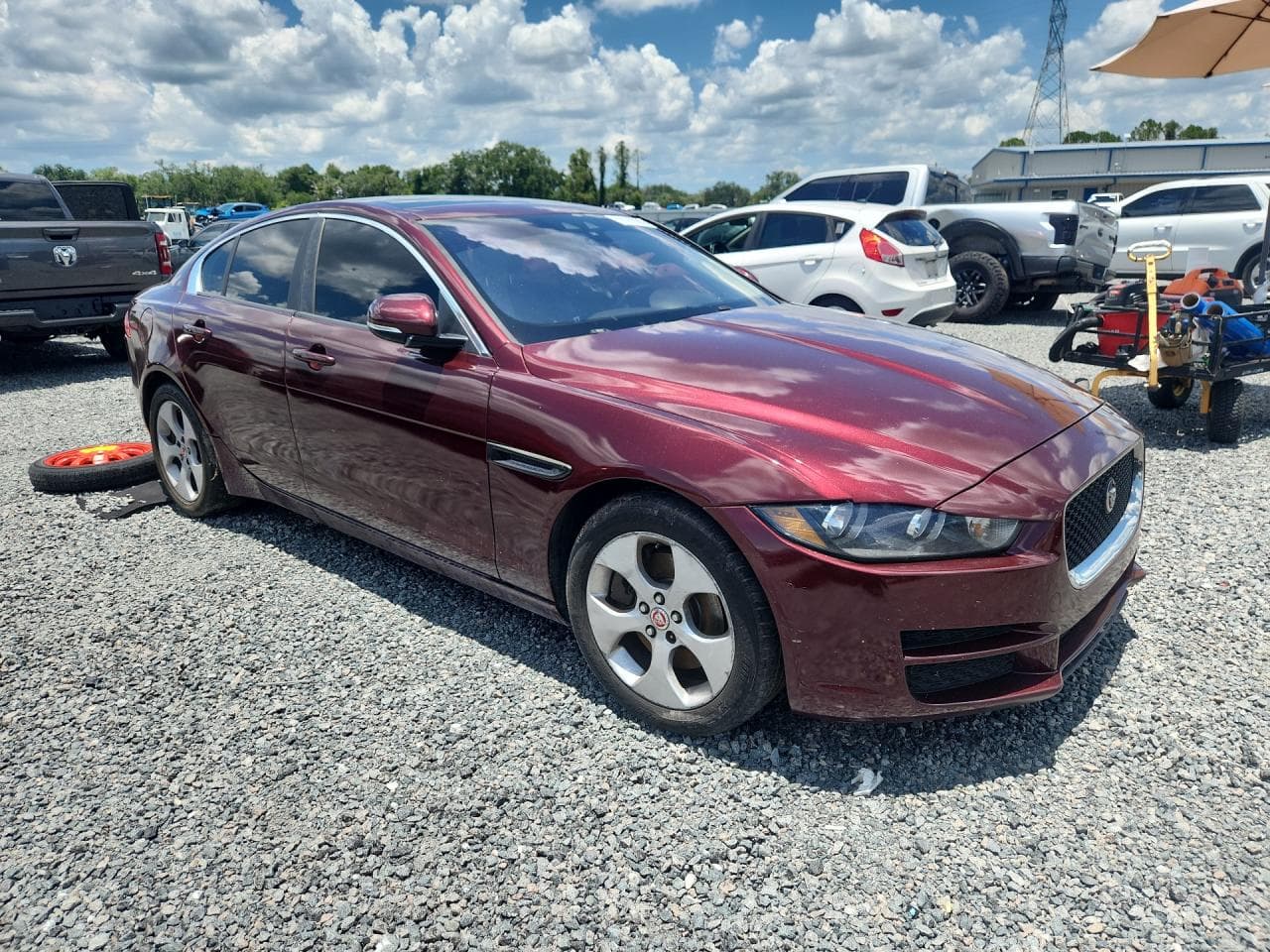 2017 Jaguar Xe - foto 4