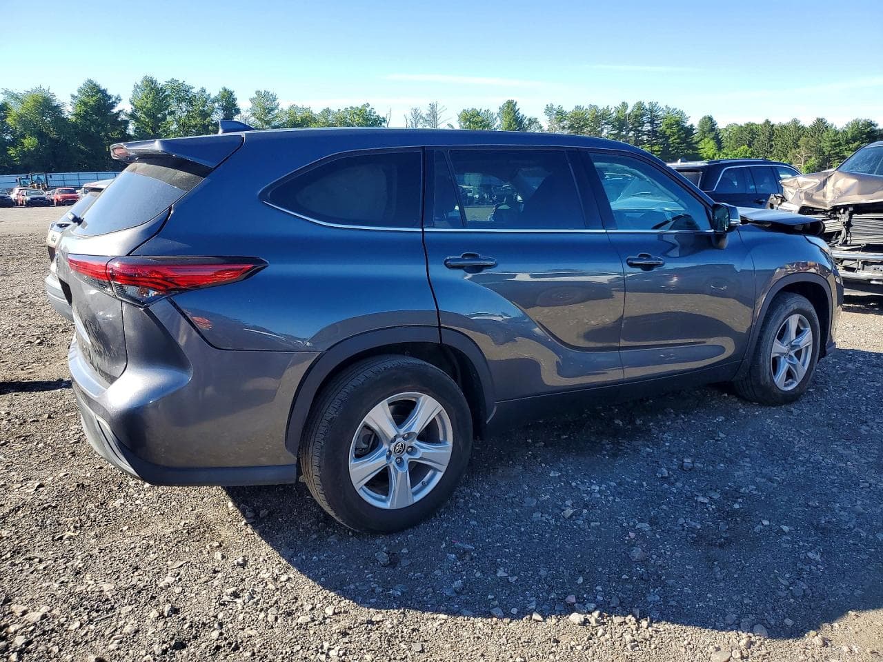2020 Toyota Highlander L - foto 3