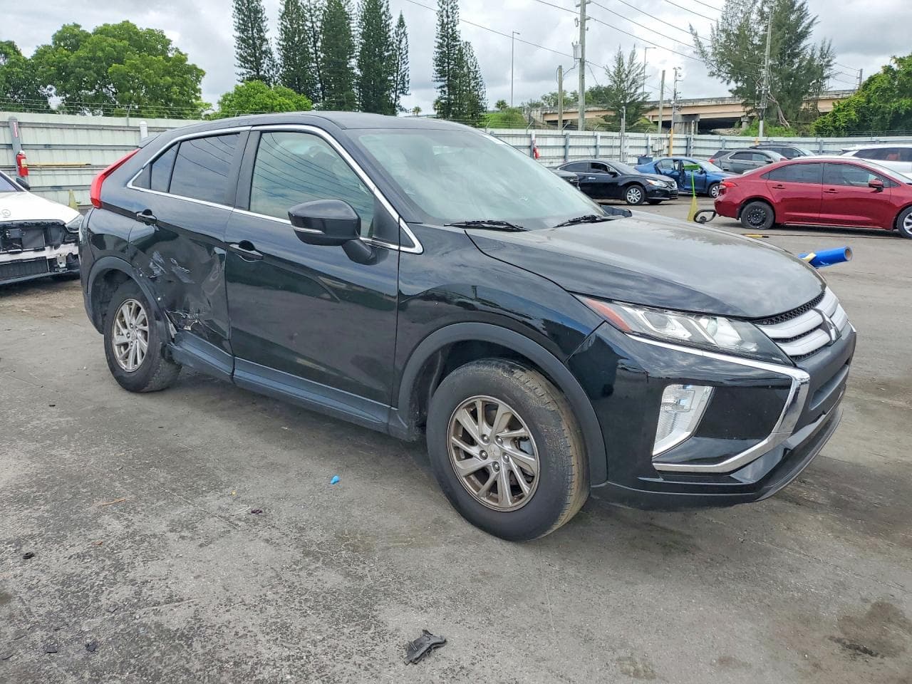 2019 Mitsubishi Eclipse Cross Es - foto 4