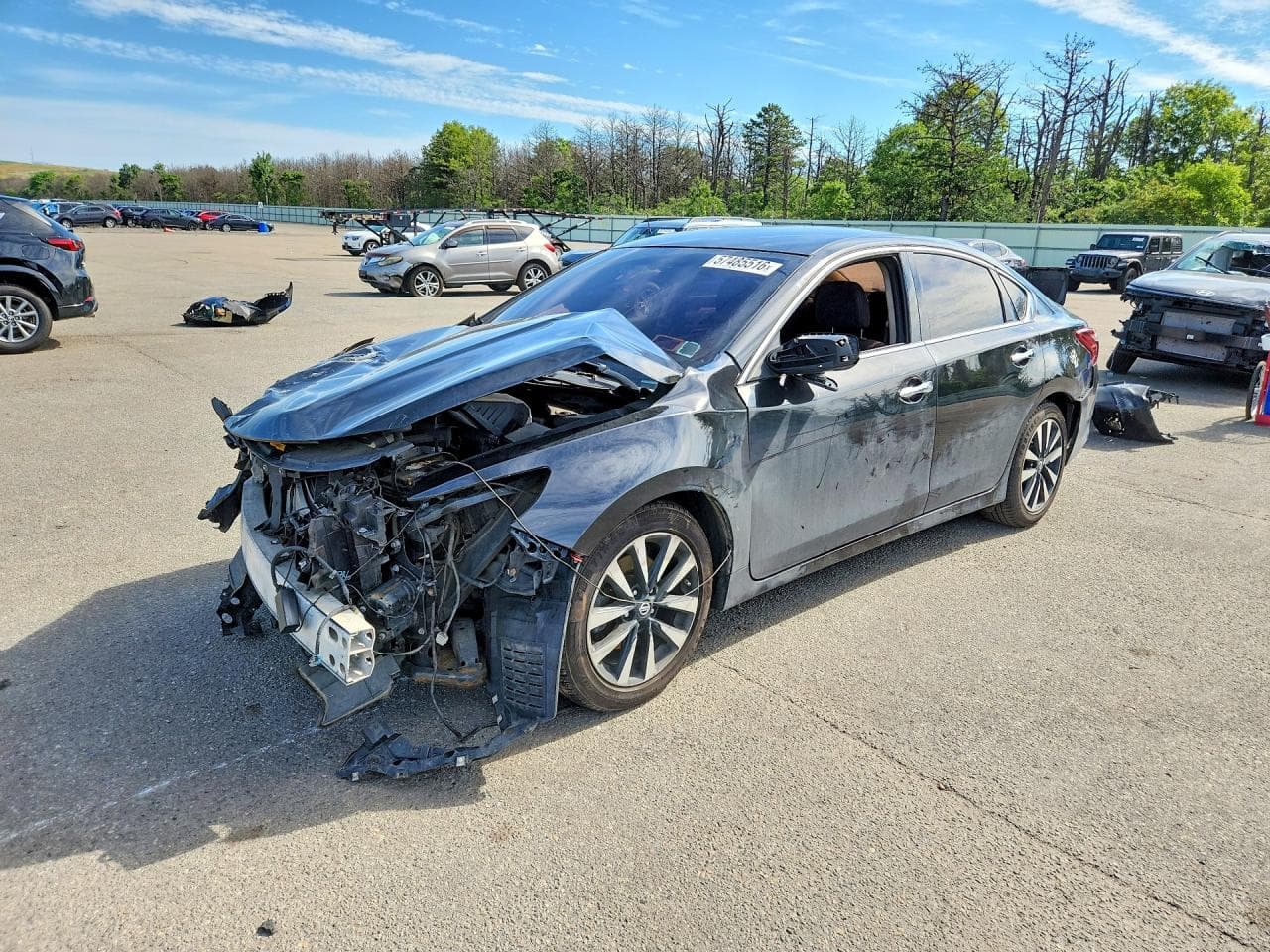 Nissan Altima 2017 z USA
