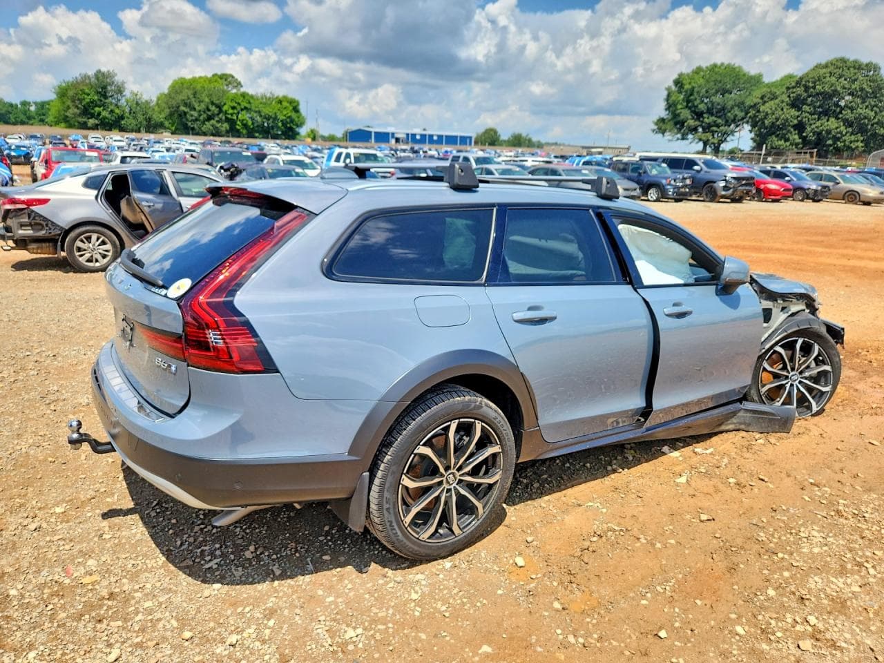 2022 Volvo V90 - foto 3