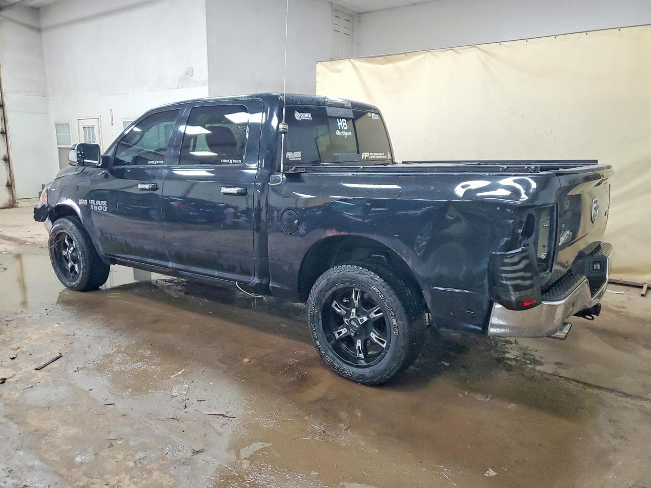 2015 Ram 1500 - foto 2