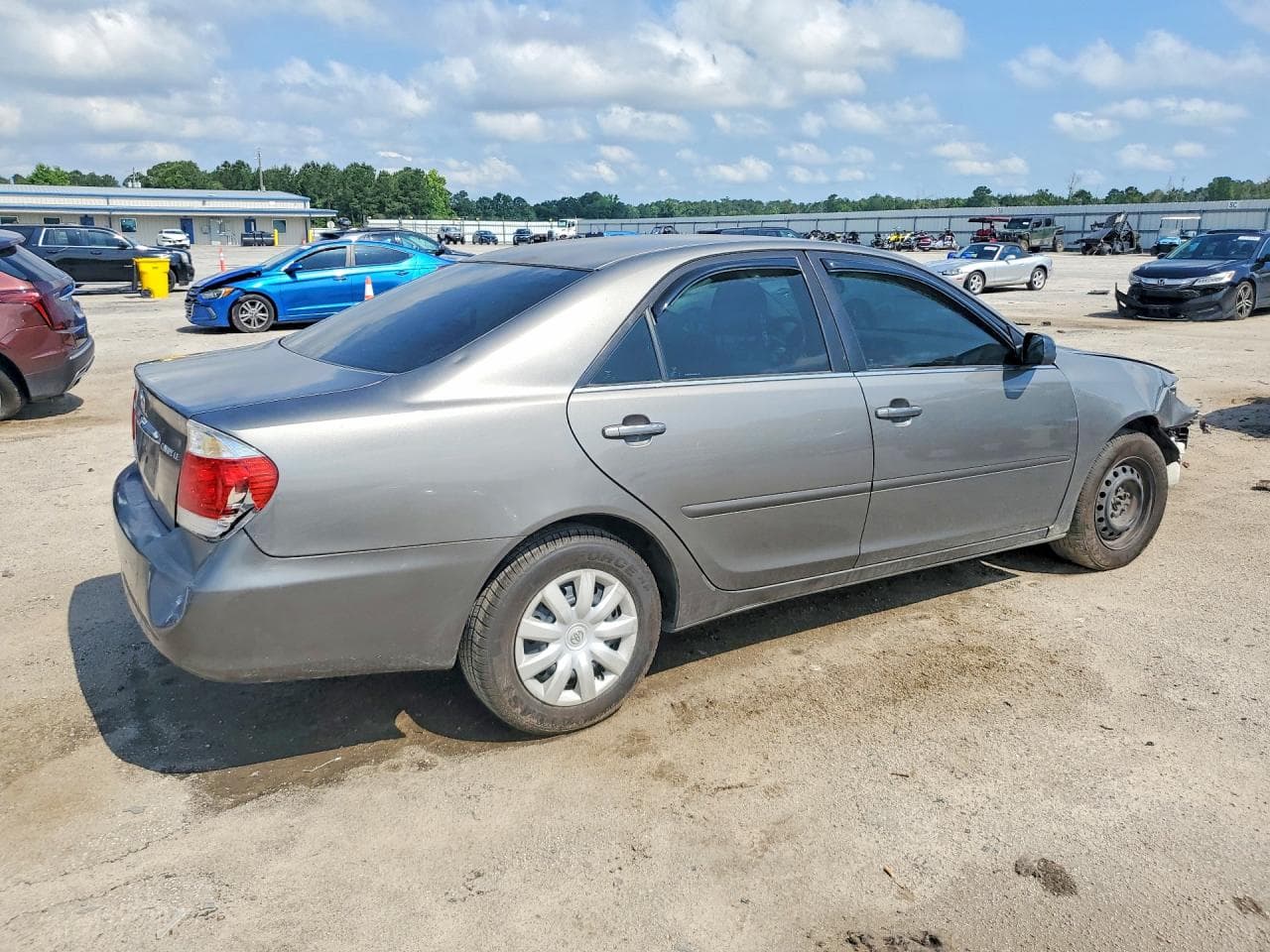 2005 Toyota Camry Le - foto 3