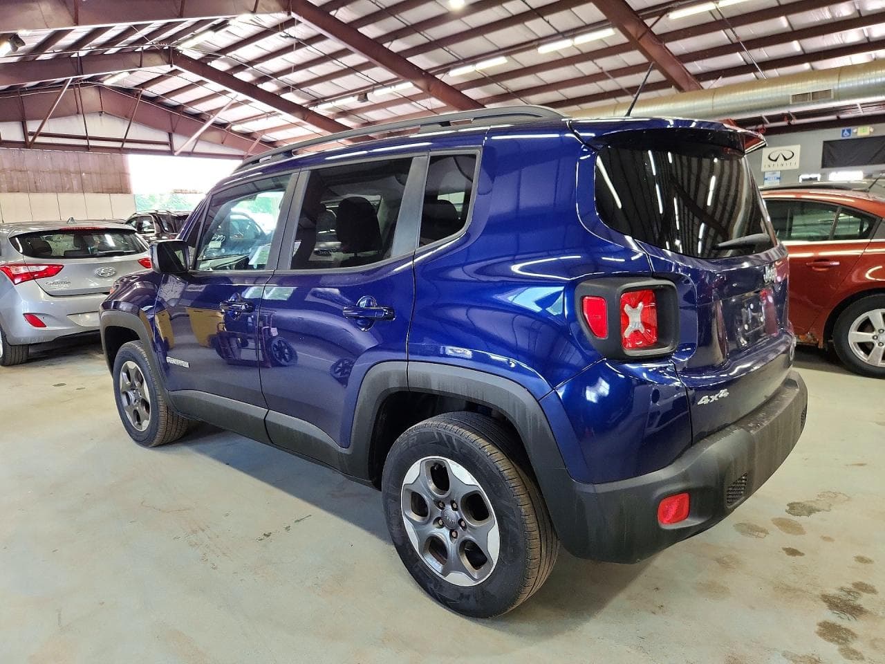 2016 Jeep Renegade Latitude - foto 2