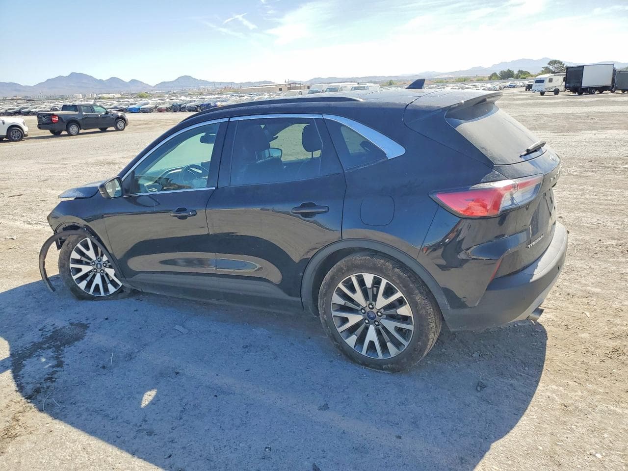 2020 Ford Escape Titanium - foto 2