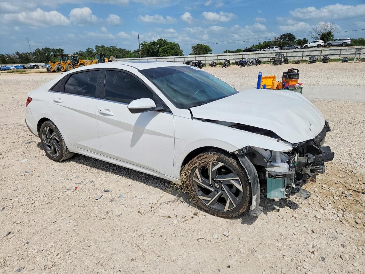 2024 Hyundai Elantra - foto 4