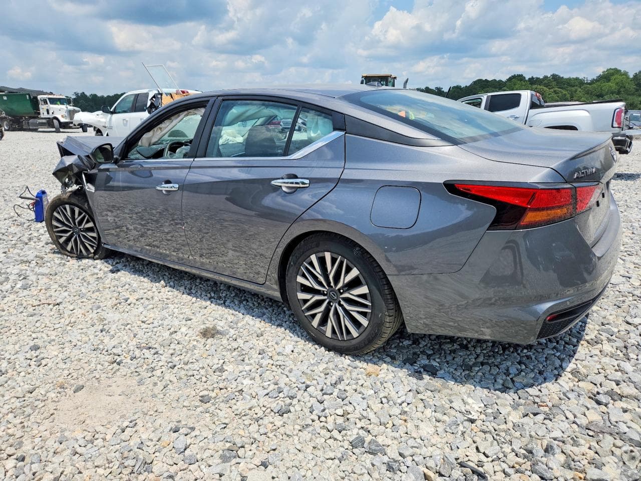 2025 Nissan Altima Sv - foto 2