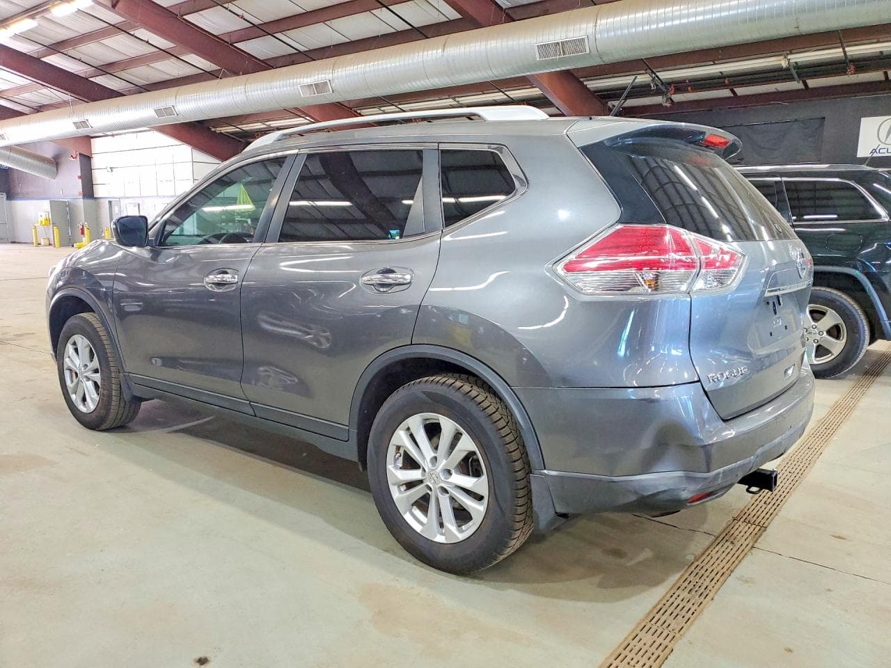 2014 Nissan Rogue S - foto 2