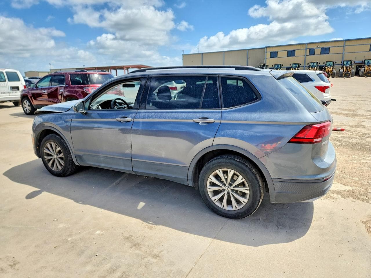 2020 Volkswagen Tiguan S - foto 2