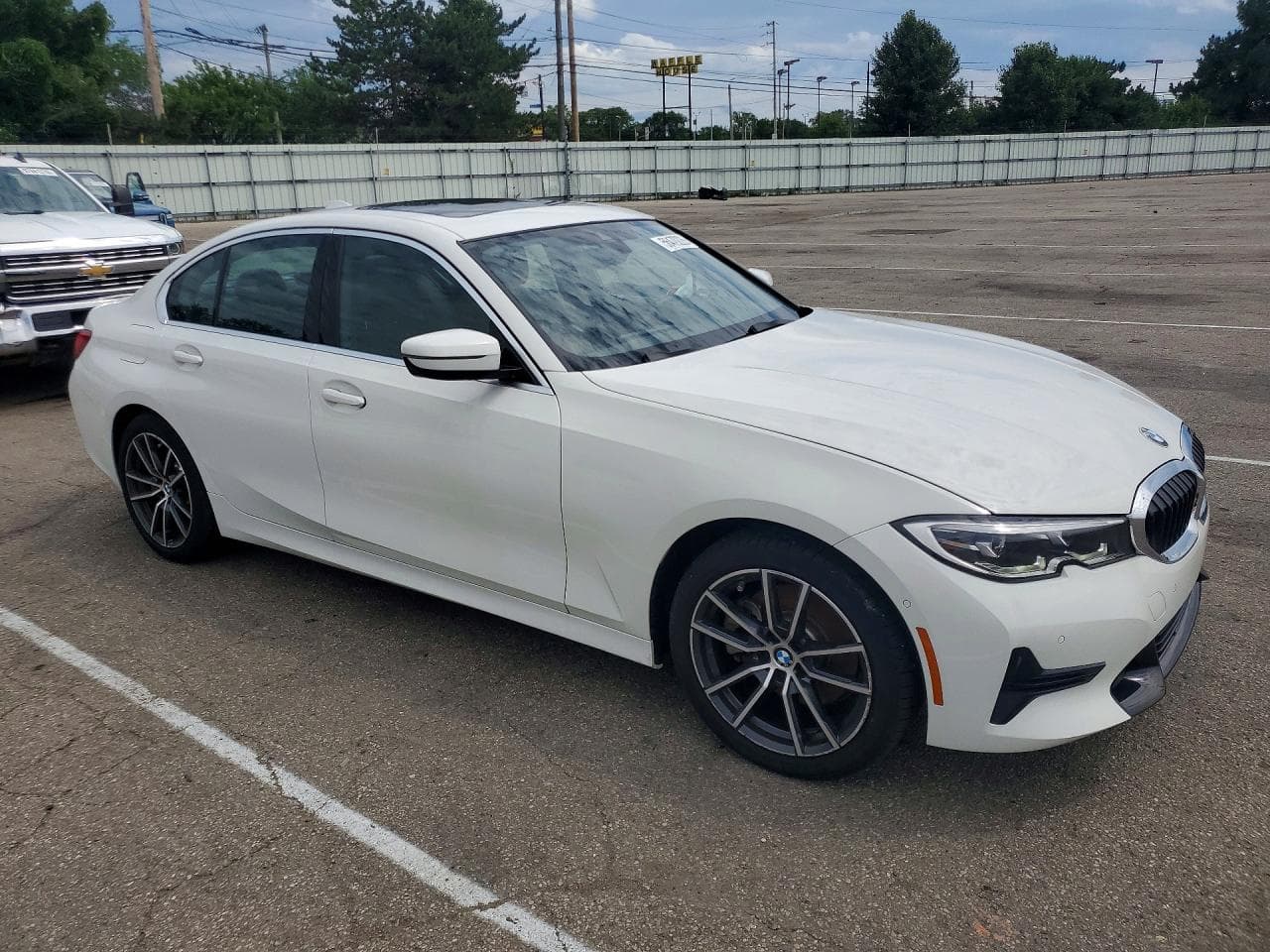 2020 BMW 330Xi - foto 4