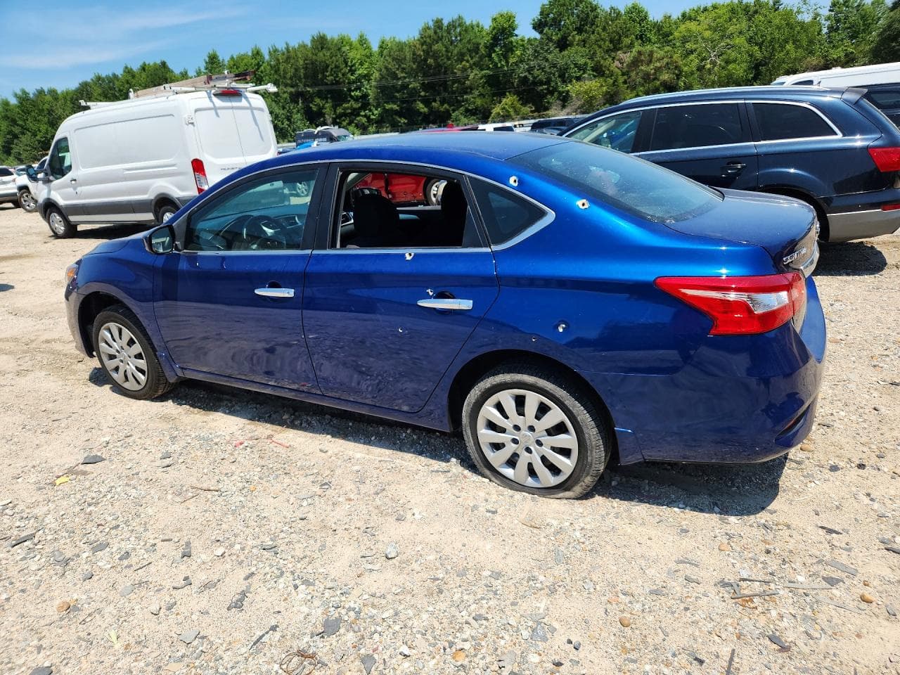 2017 Nissan Sentra S - foto 2