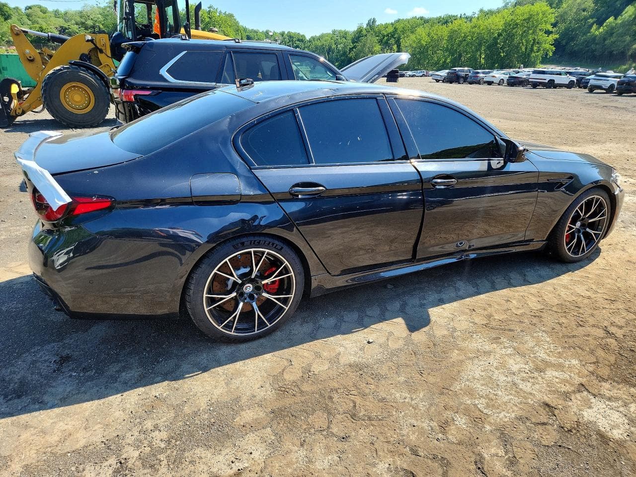 2023 BMW M5 - foto 3