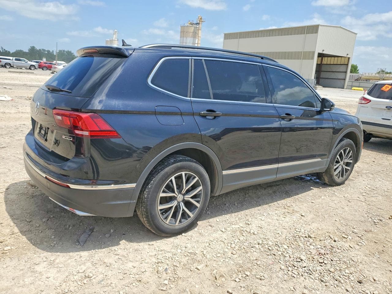 2021 Volkswagen Tiguan Se - foto 3