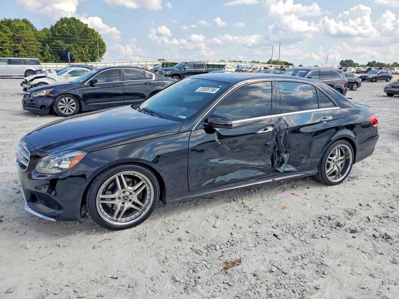 Mercedes-Benz E-klasse 2014 z USA