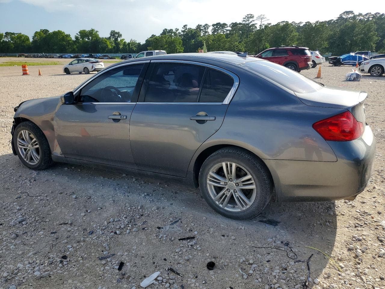 2011 Infiniti G25 Sedan X - foto 2